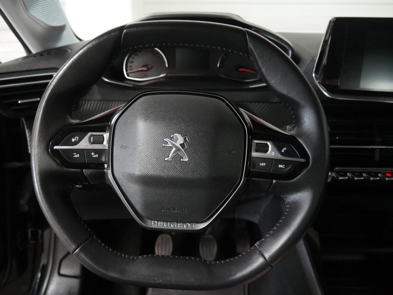 2022 Peugeot 208 - 13