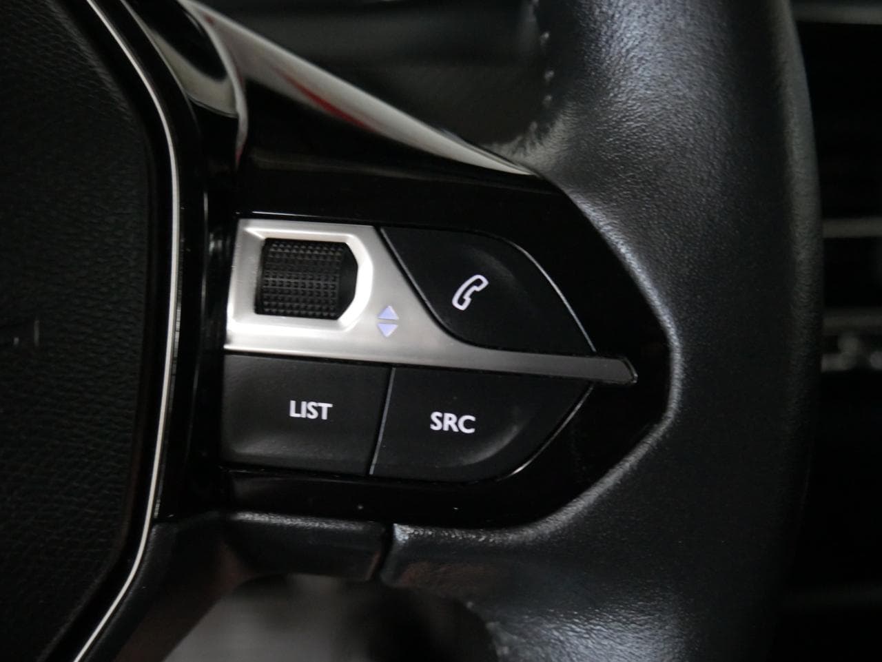 2022 Peugeot 208 - 15