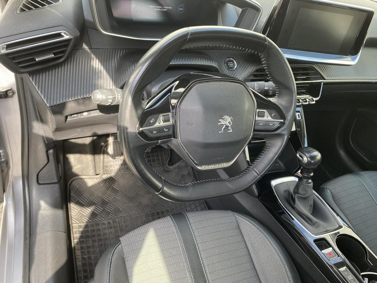 2020 Peugeot 208 - 13