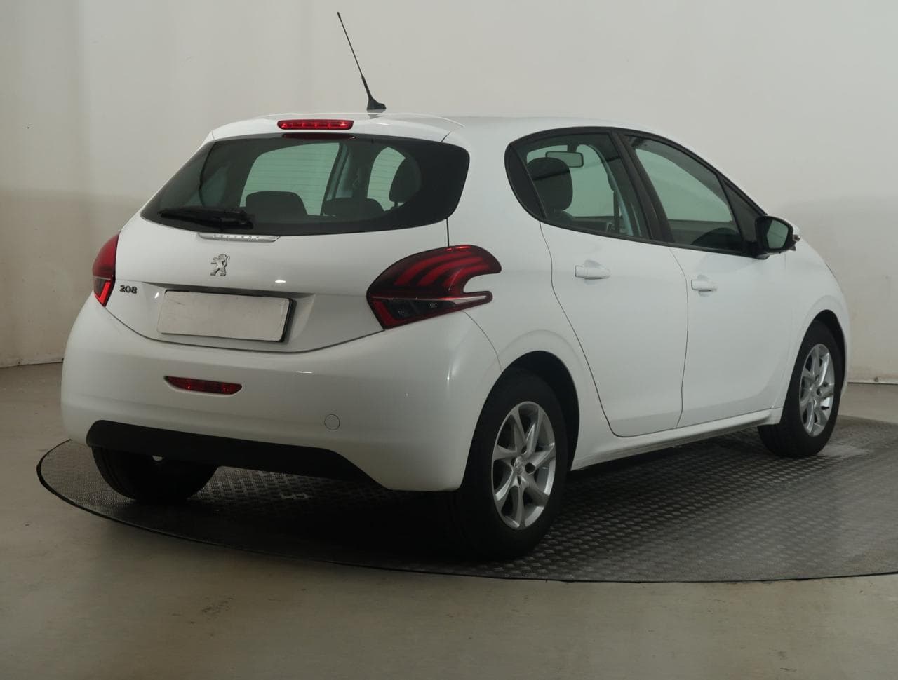 2019 Peugeot 208 - 7