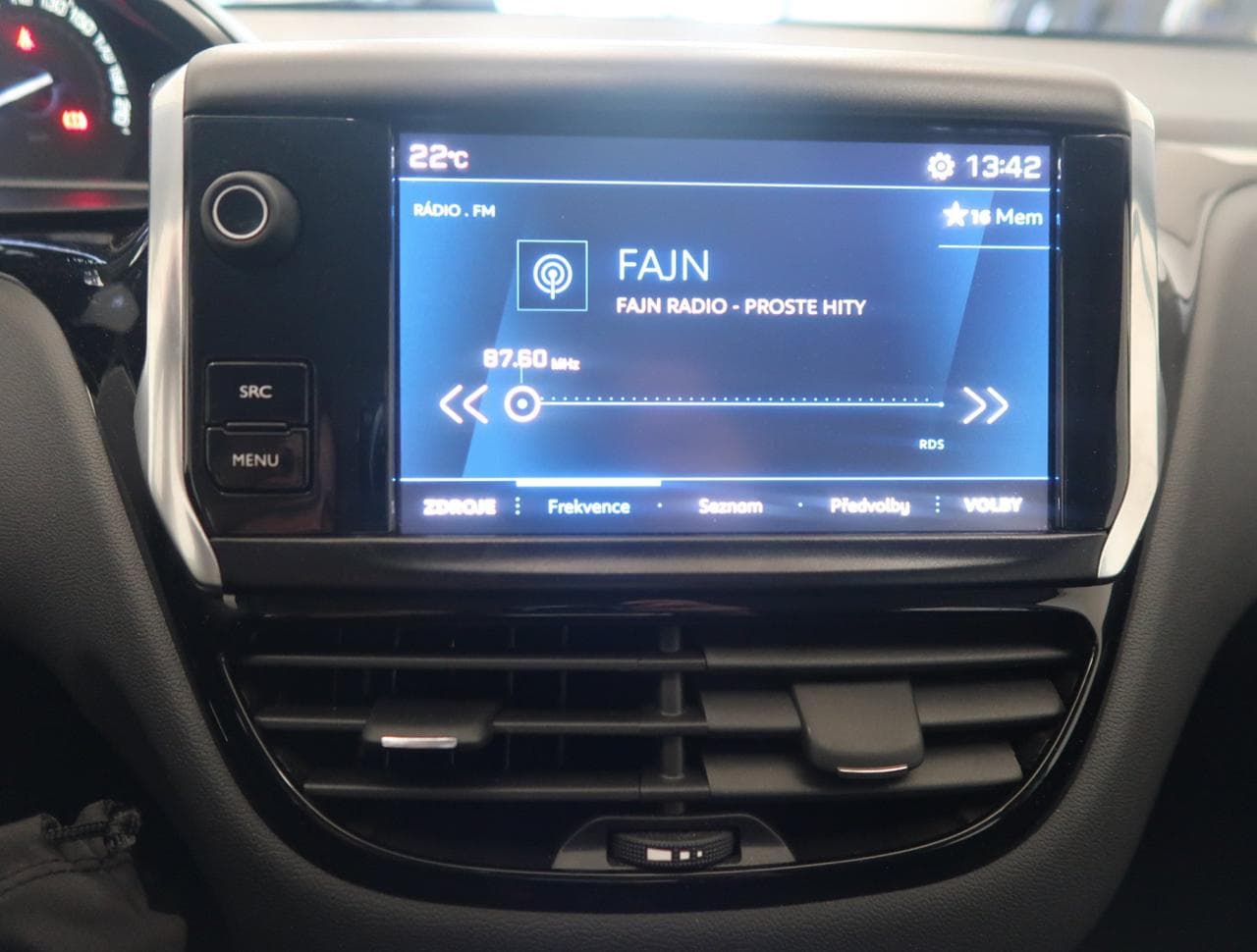 2019 Peugeot 208 - 18