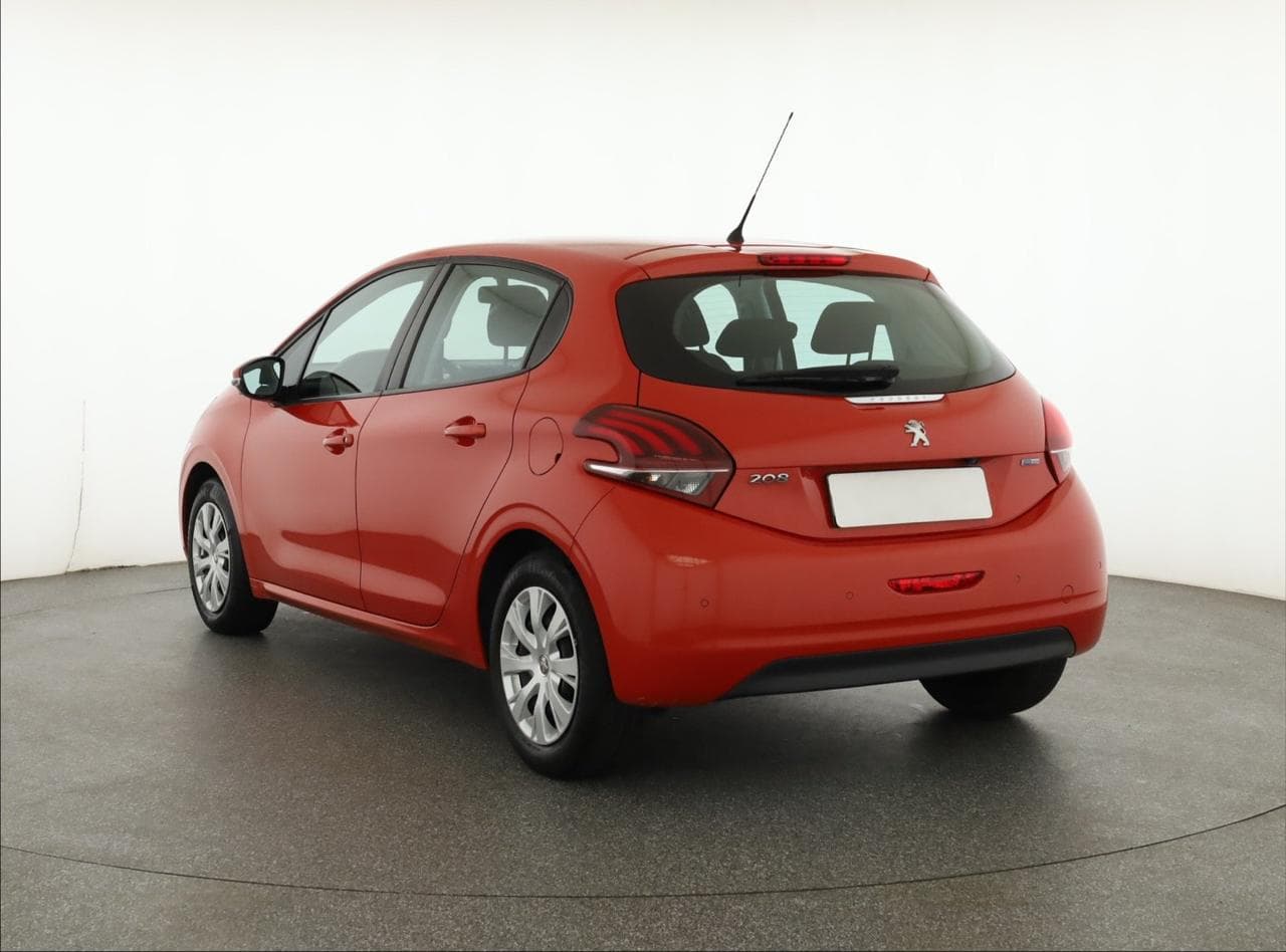 2016 Peugeot 208 - 5