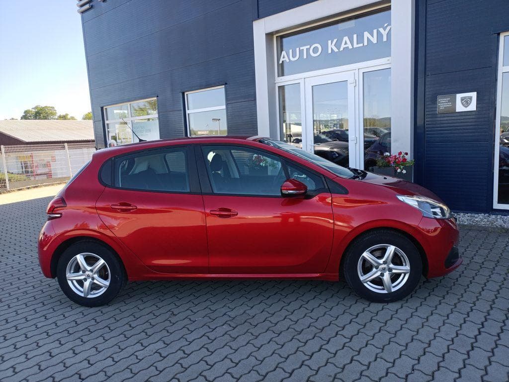2019 Peugeot 208 - 15