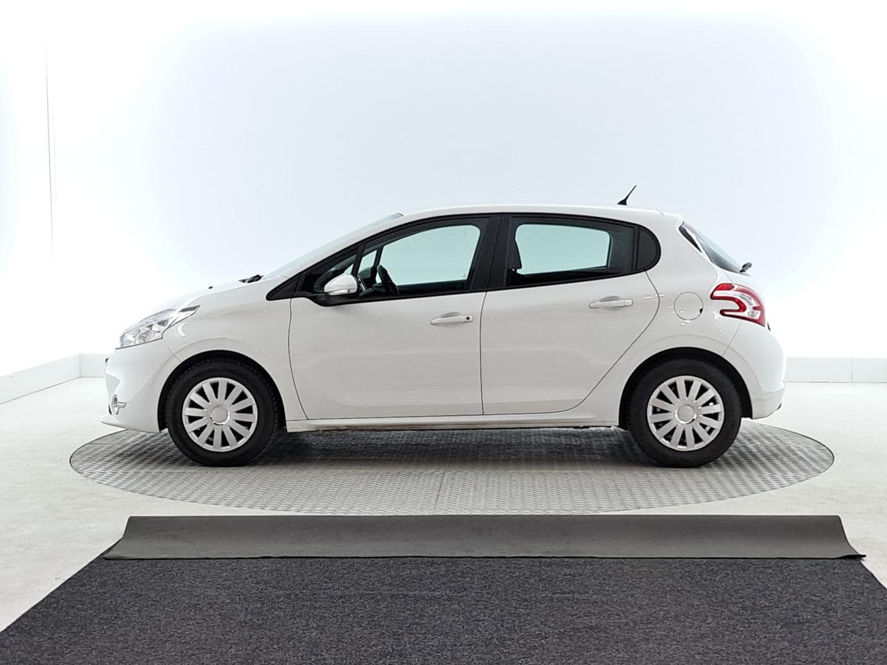 2014 Peugeot 208 - 4