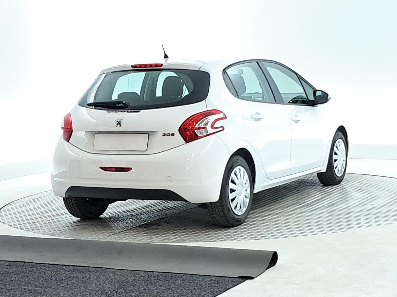 2014 Peugeot 208 - 6