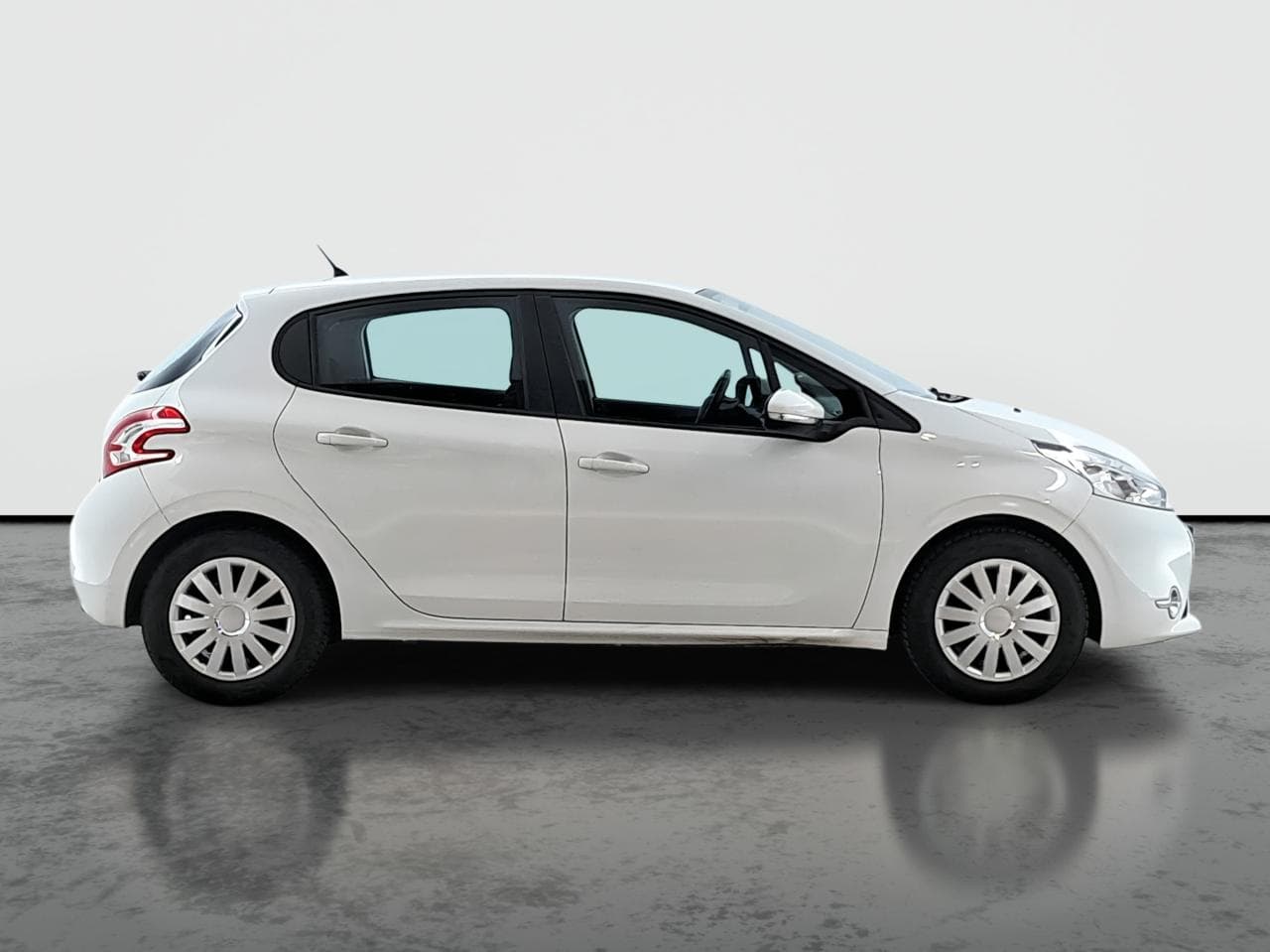 2014 Peugeot 208 - 7