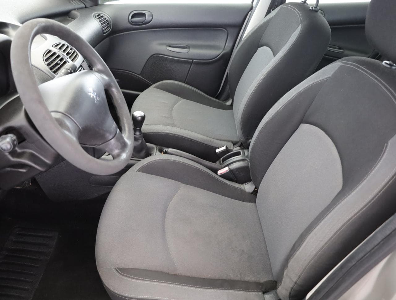 2007 Peugeot 206 - 13