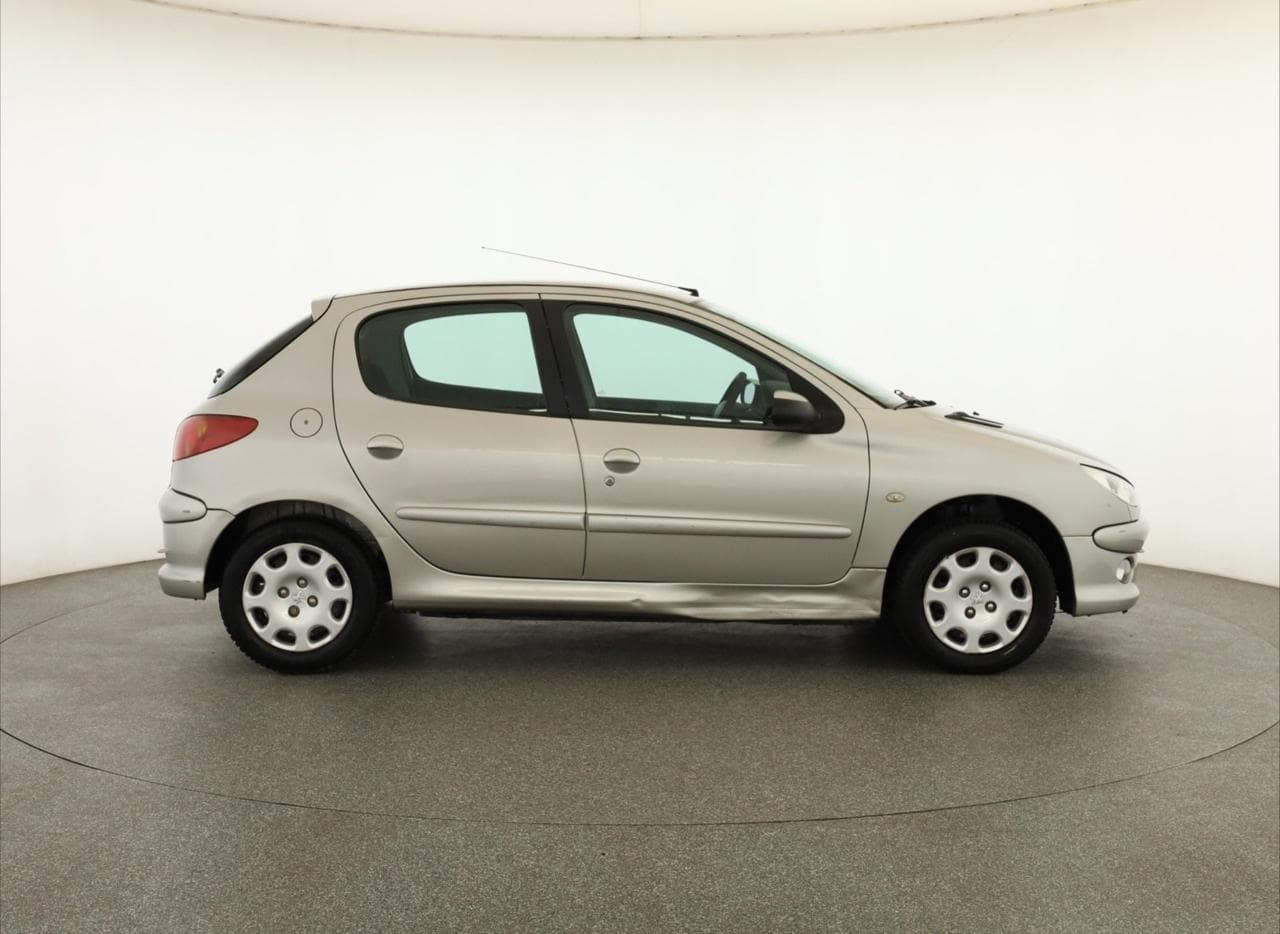 2007 Peugeot 206 - 8