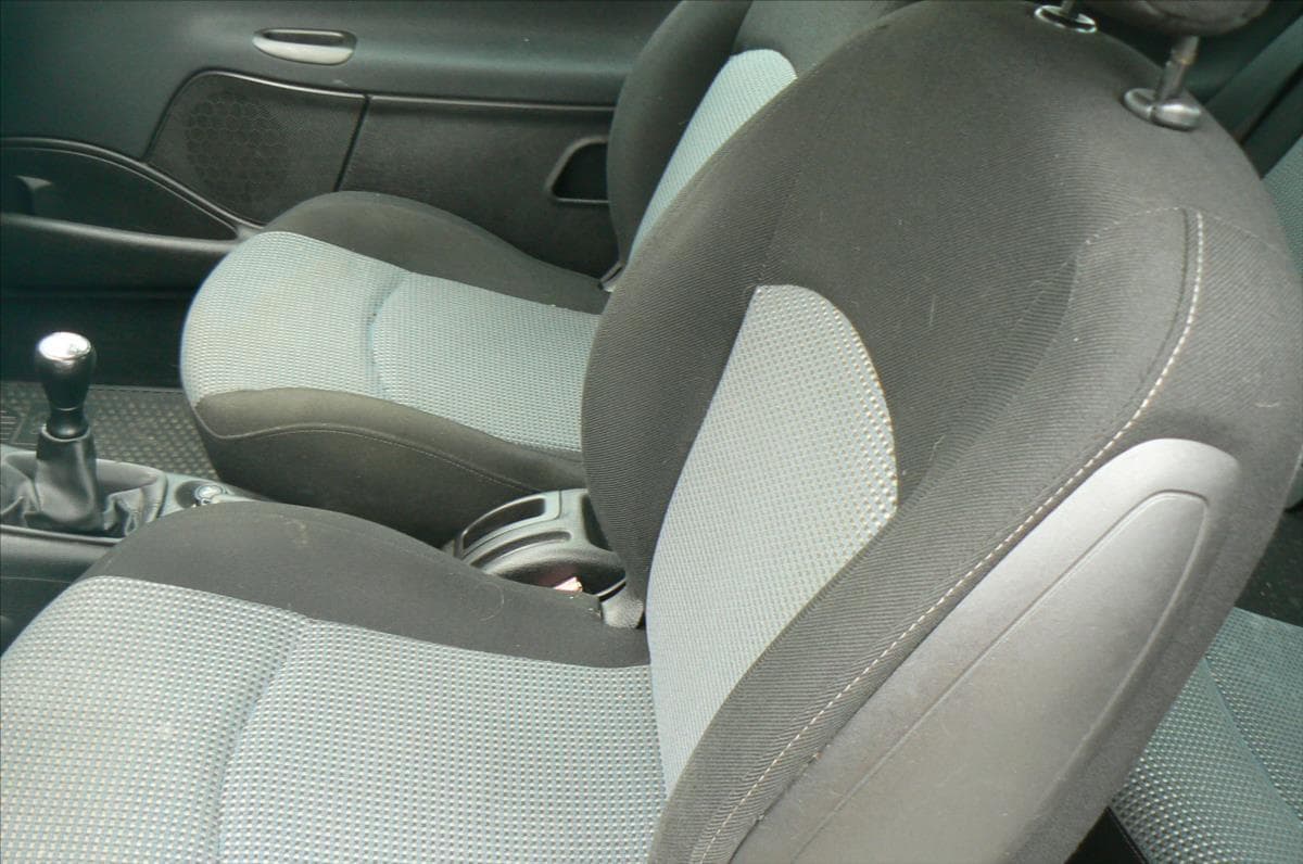 2003 Peugeot 206 - 10