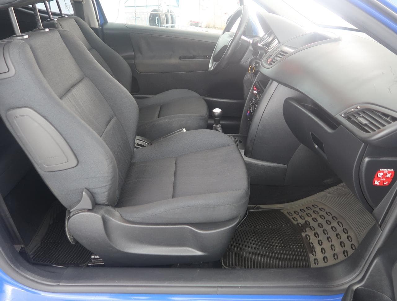 2006 Peugeot 207 - 23