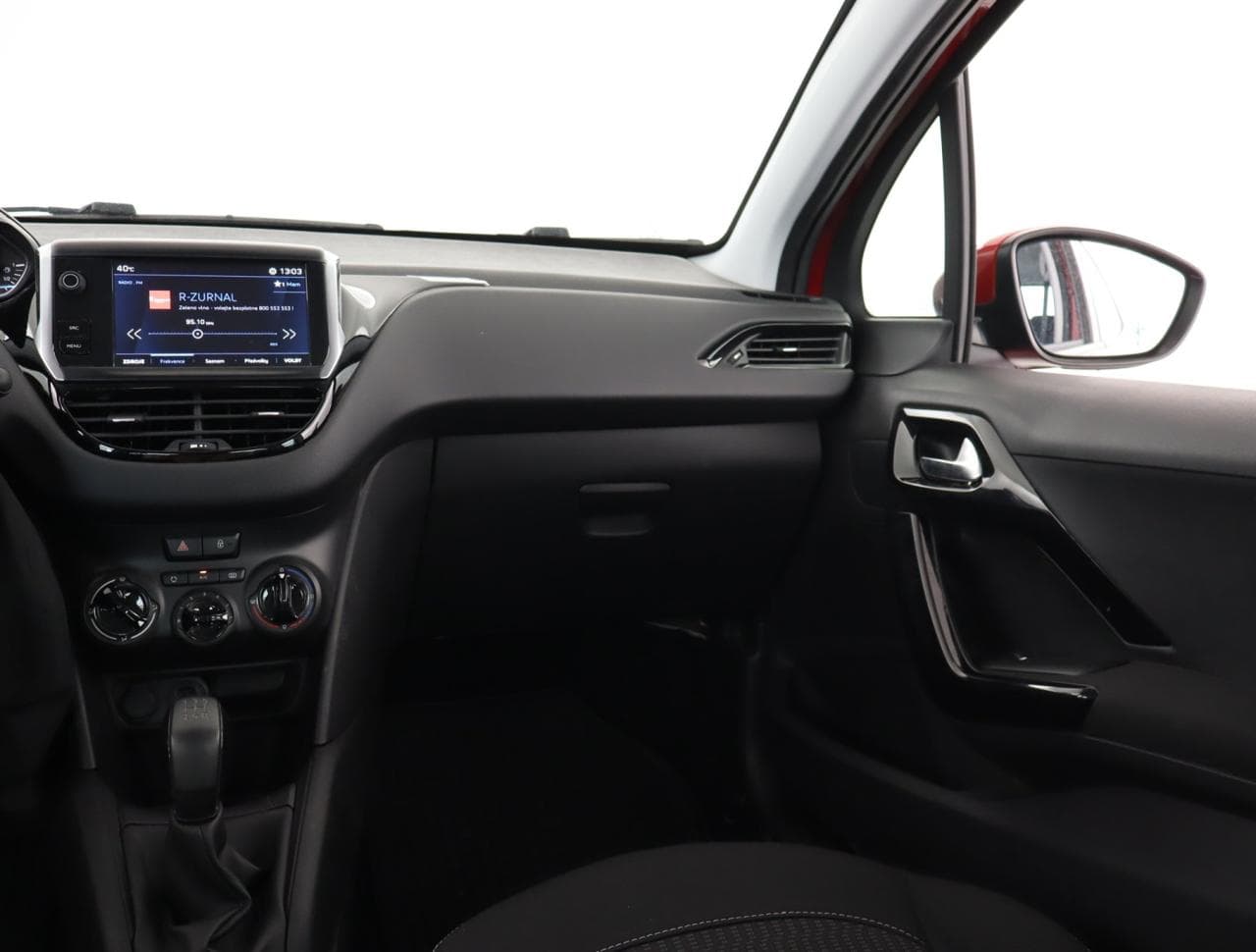 2019 Peugeot 208 - 11