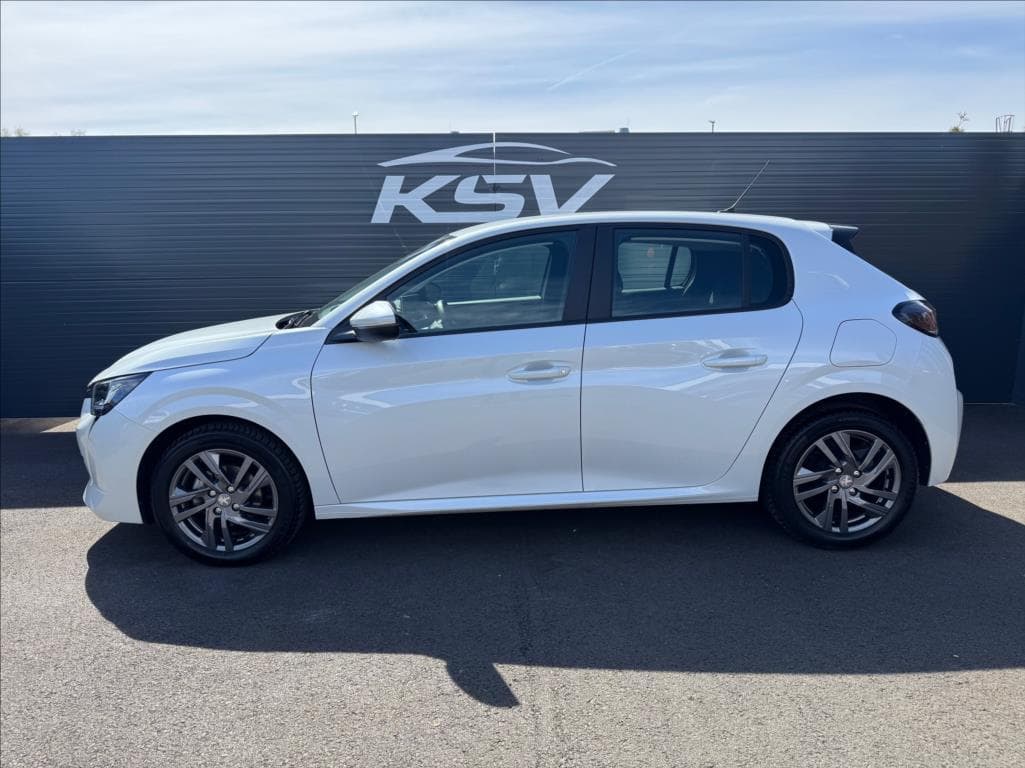 2021 Peugeot 208 - 10