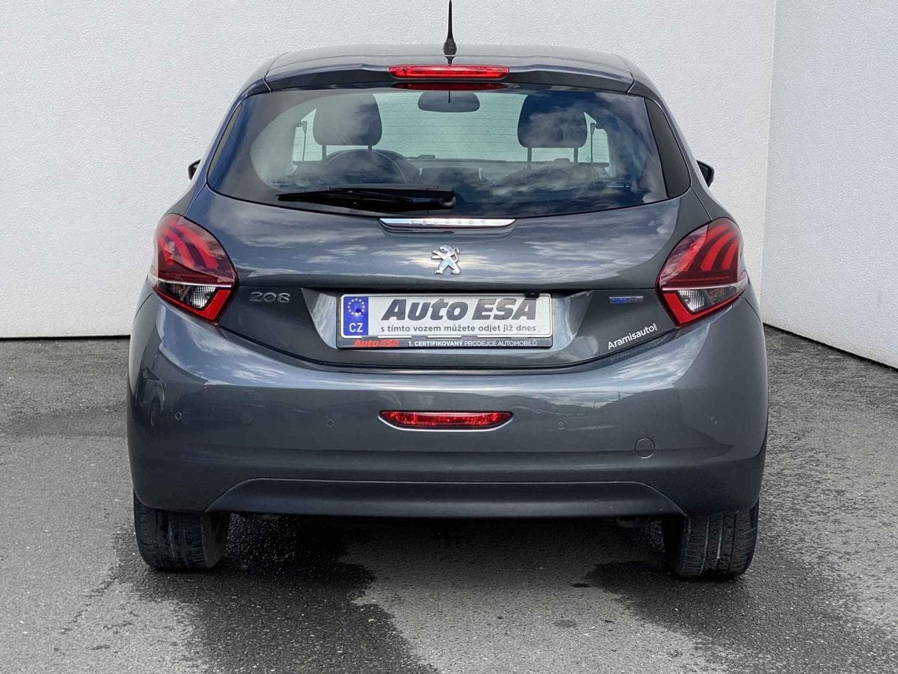 2016 Peugeot 208 - 8