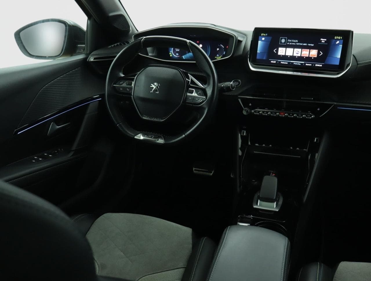 2020 Peugeot 208 - 9