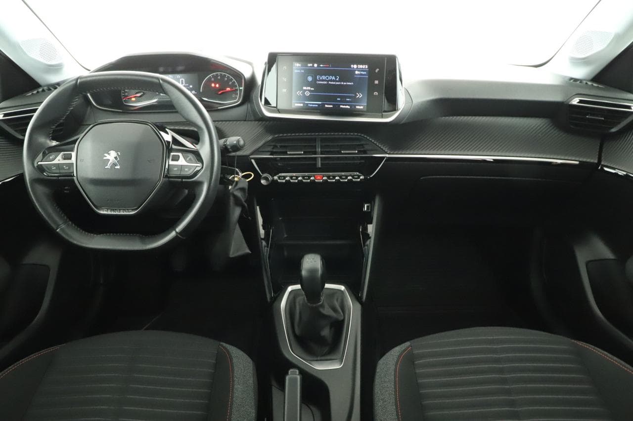2021 Peugeot 208 - 9