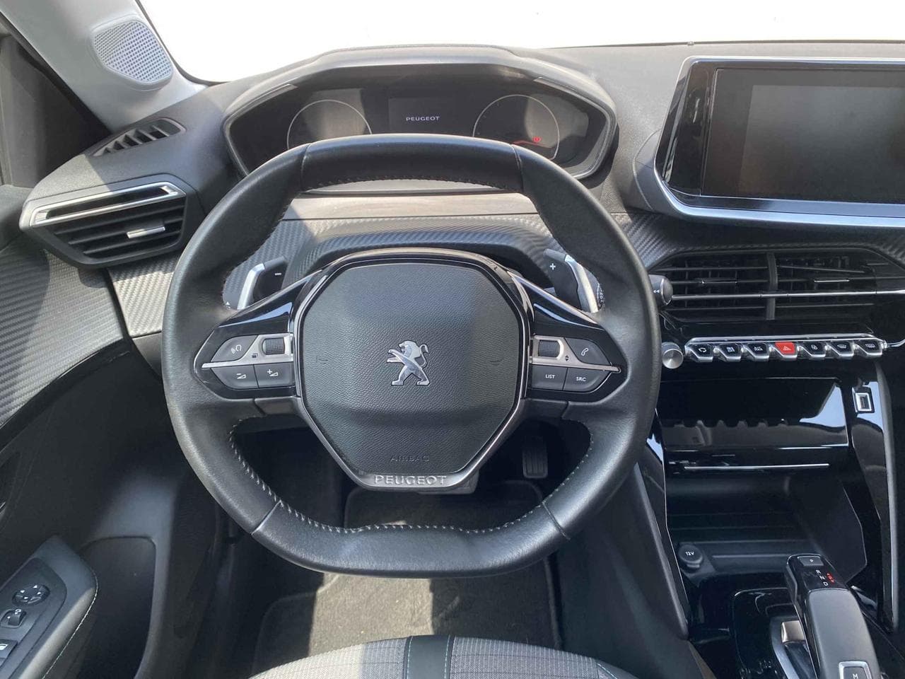 2020 Peugeot 208 - 20
