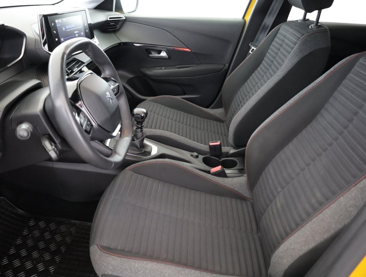 2021 Peugeot 208 - 22