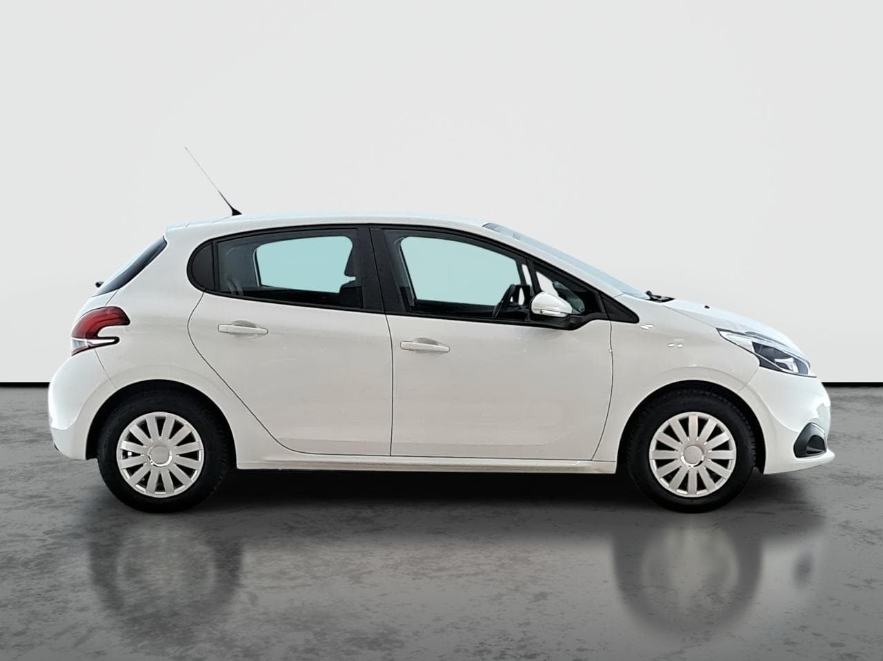 2016 Peugeot 208 - 13