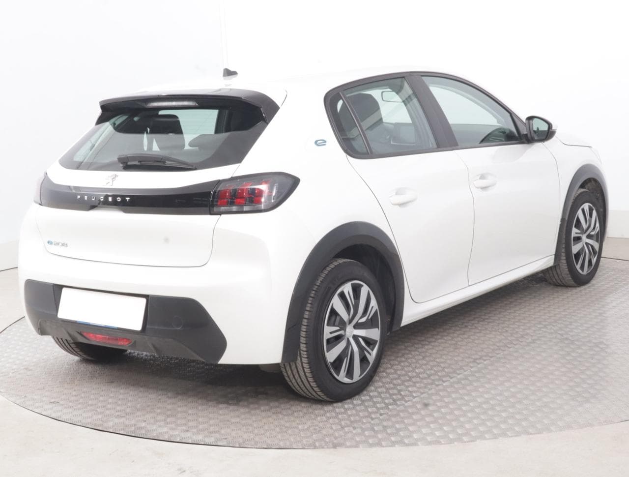 2020 Peugeot 208 - 7