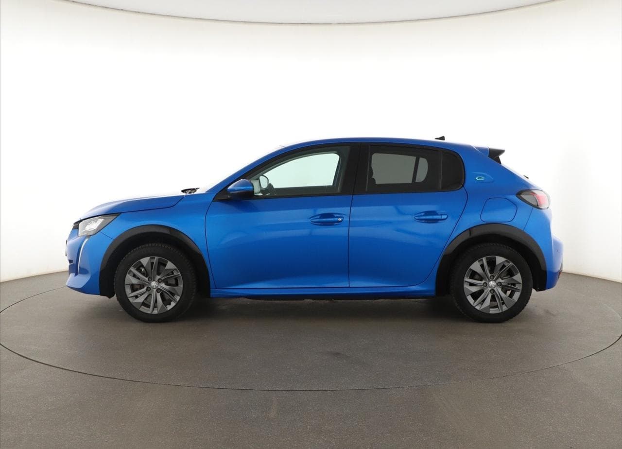 2021 Peugeot 208 - 7