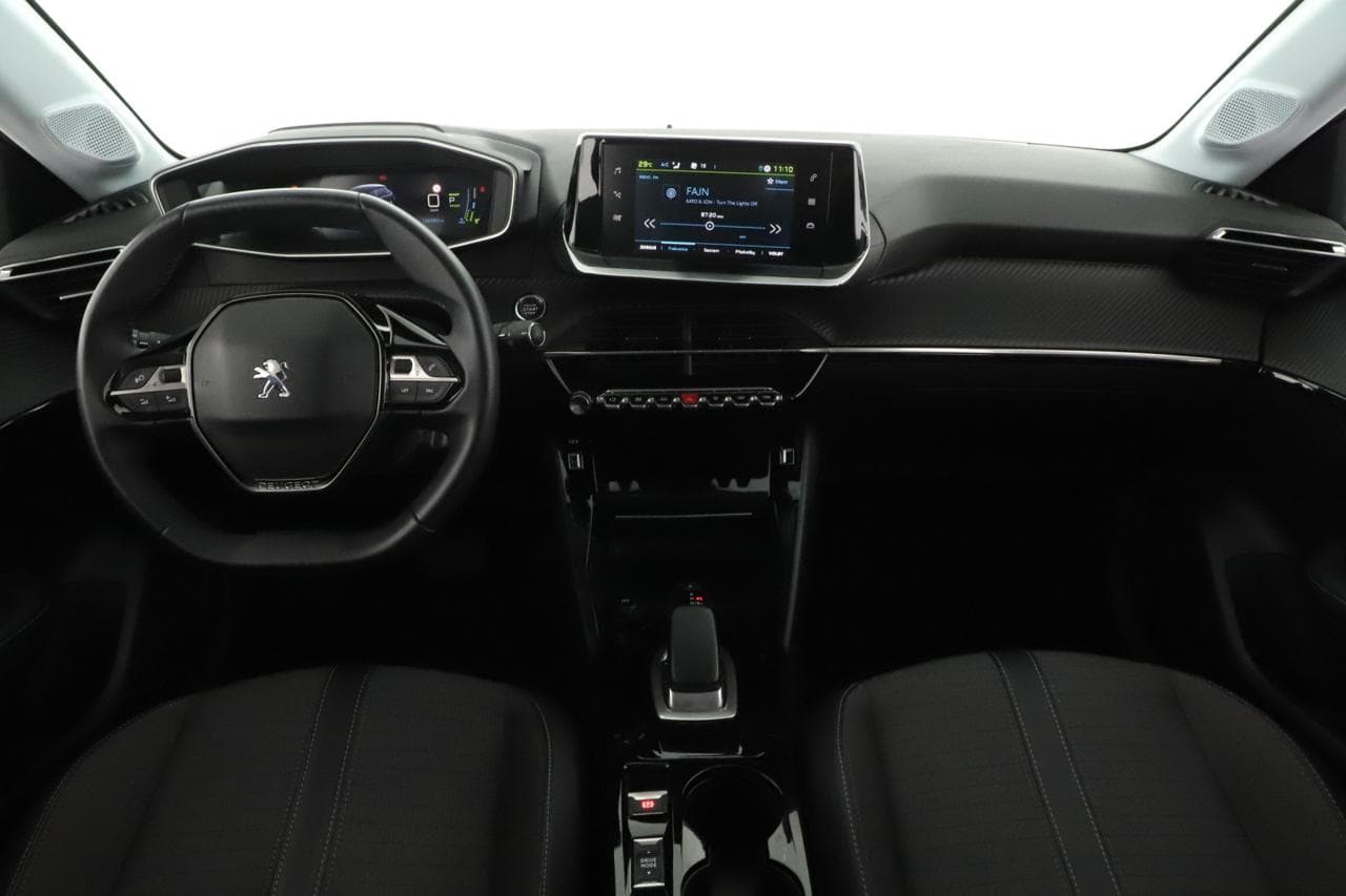 2021 Peugeot 208 - 17