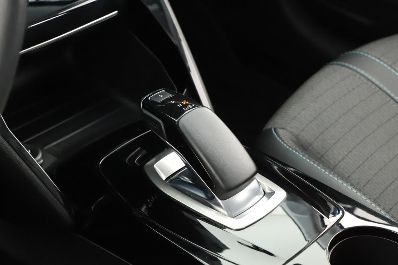 2021 Peugeot 208 - 29