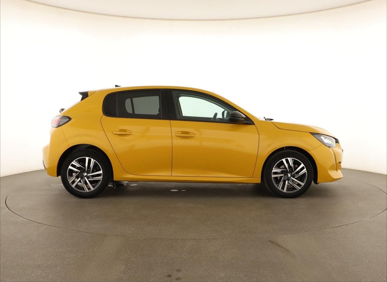 2023 Peugeot 208 - 14