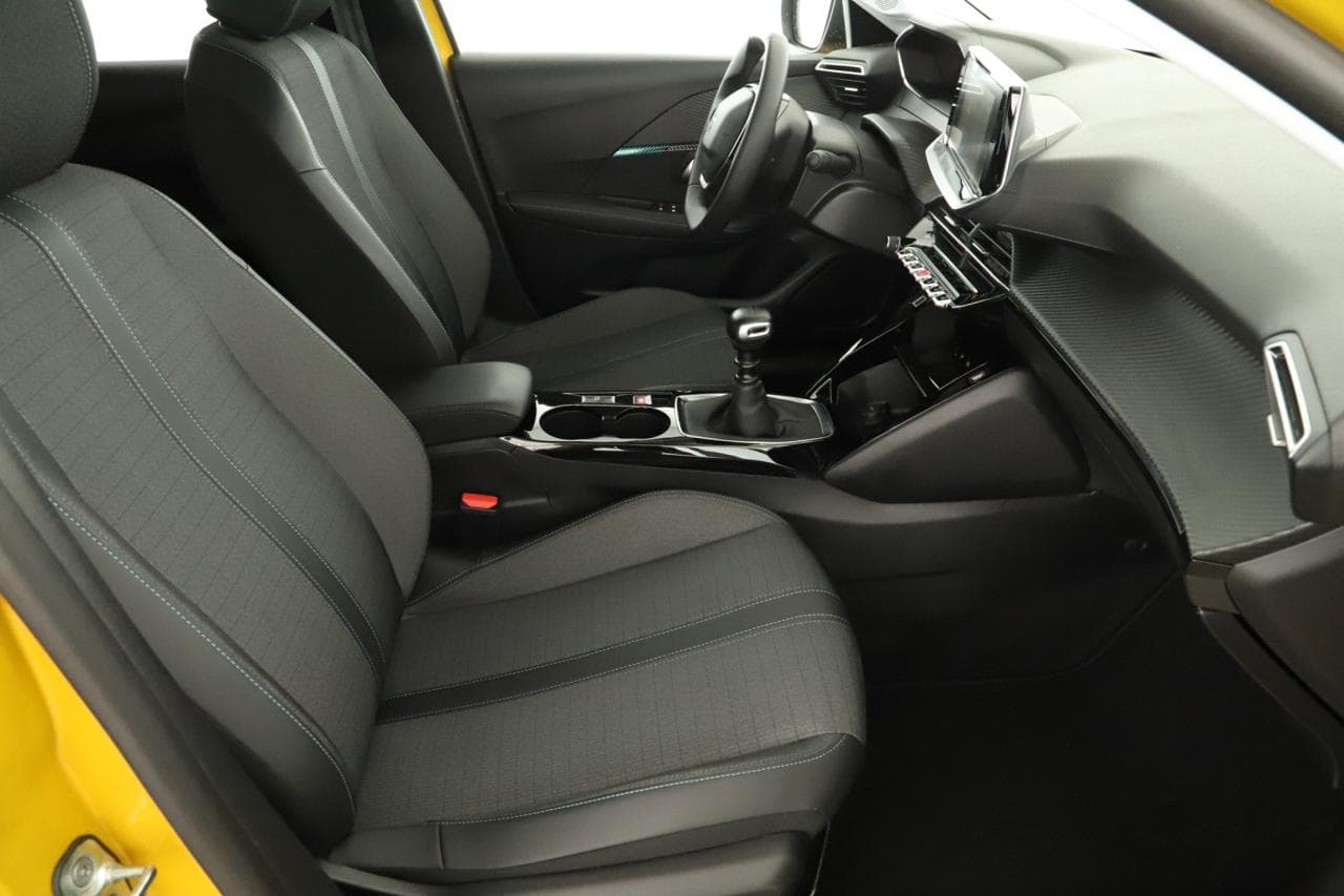 2023 Peugeot 208 - 17