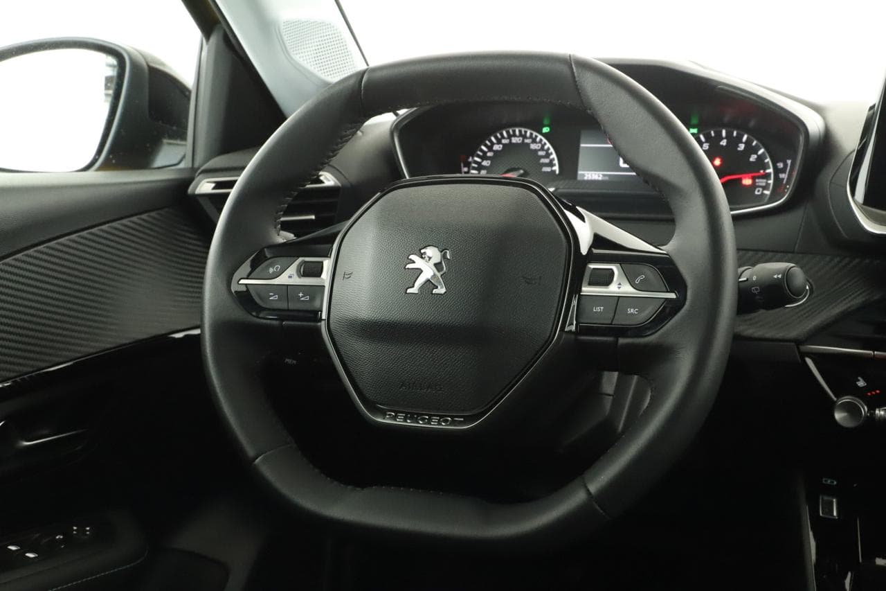 2023 Peugeot 208 - 25