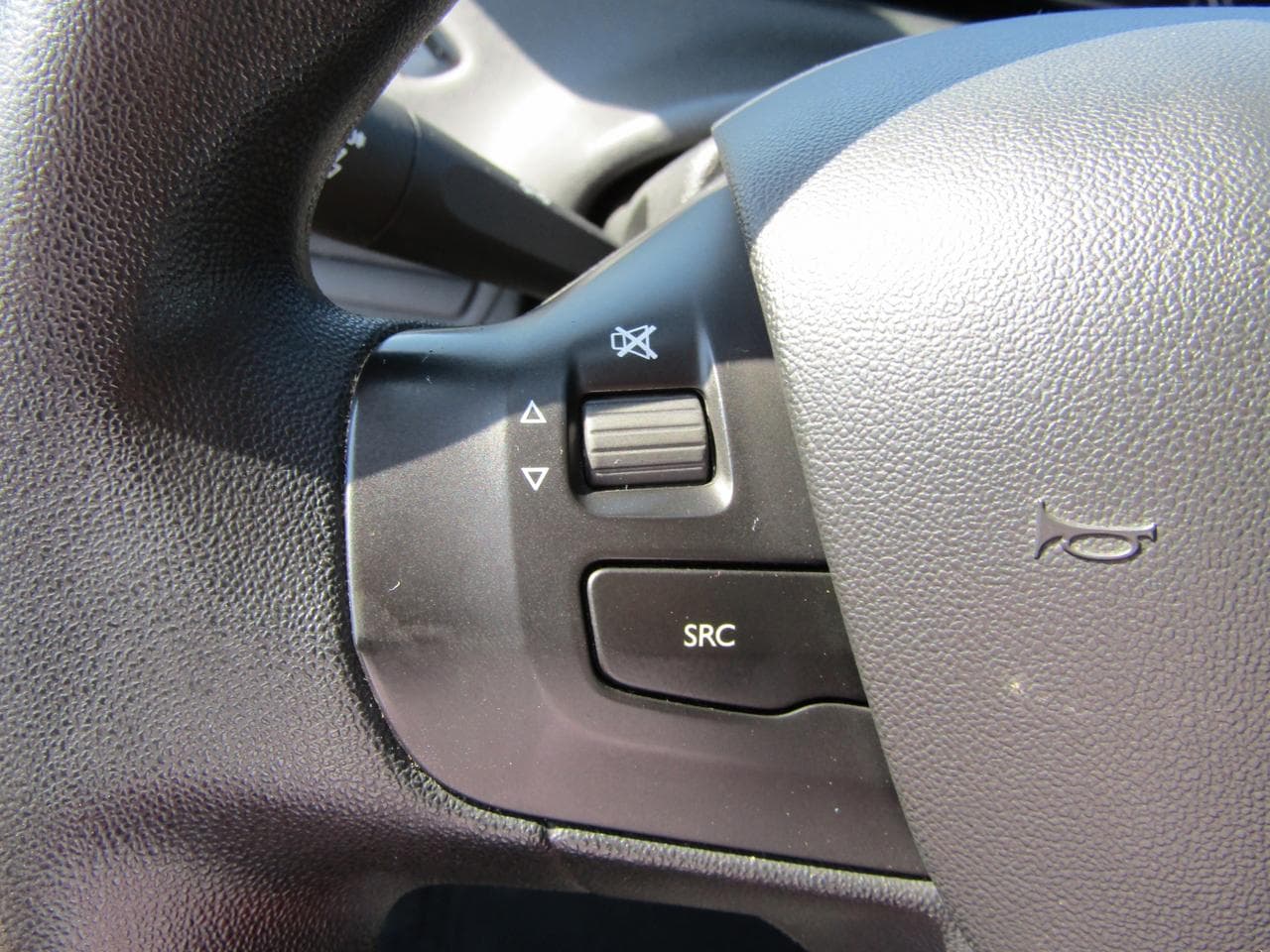 2016 Peugeot 208 - 35