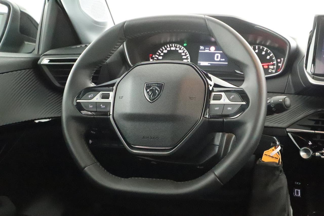 2024 Peugeot 208 - 25