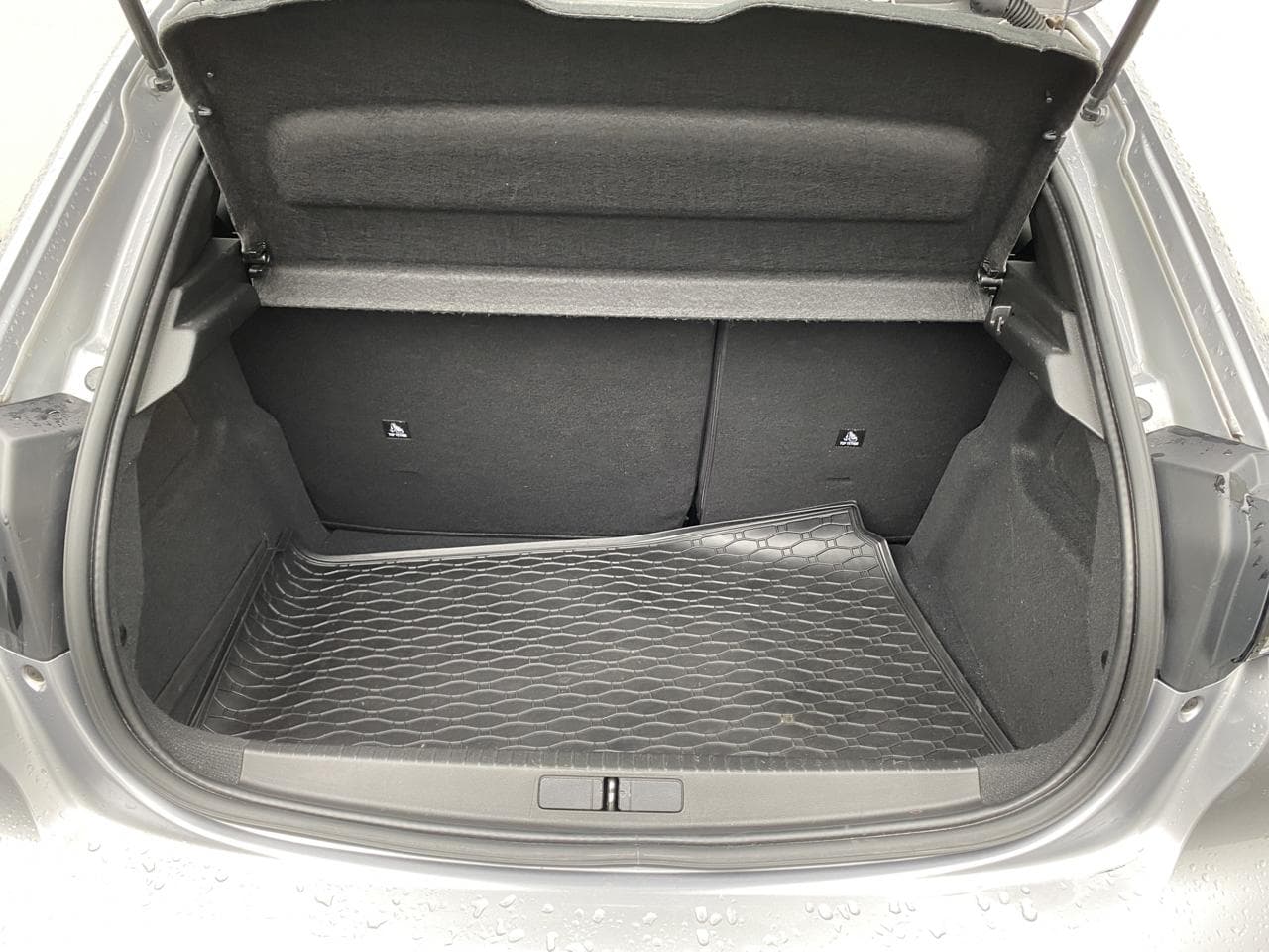 2021 Peugeot 208 - 11