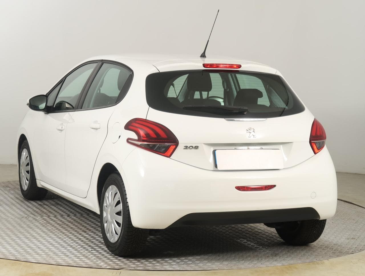 2017 Peugeot 208 - 5