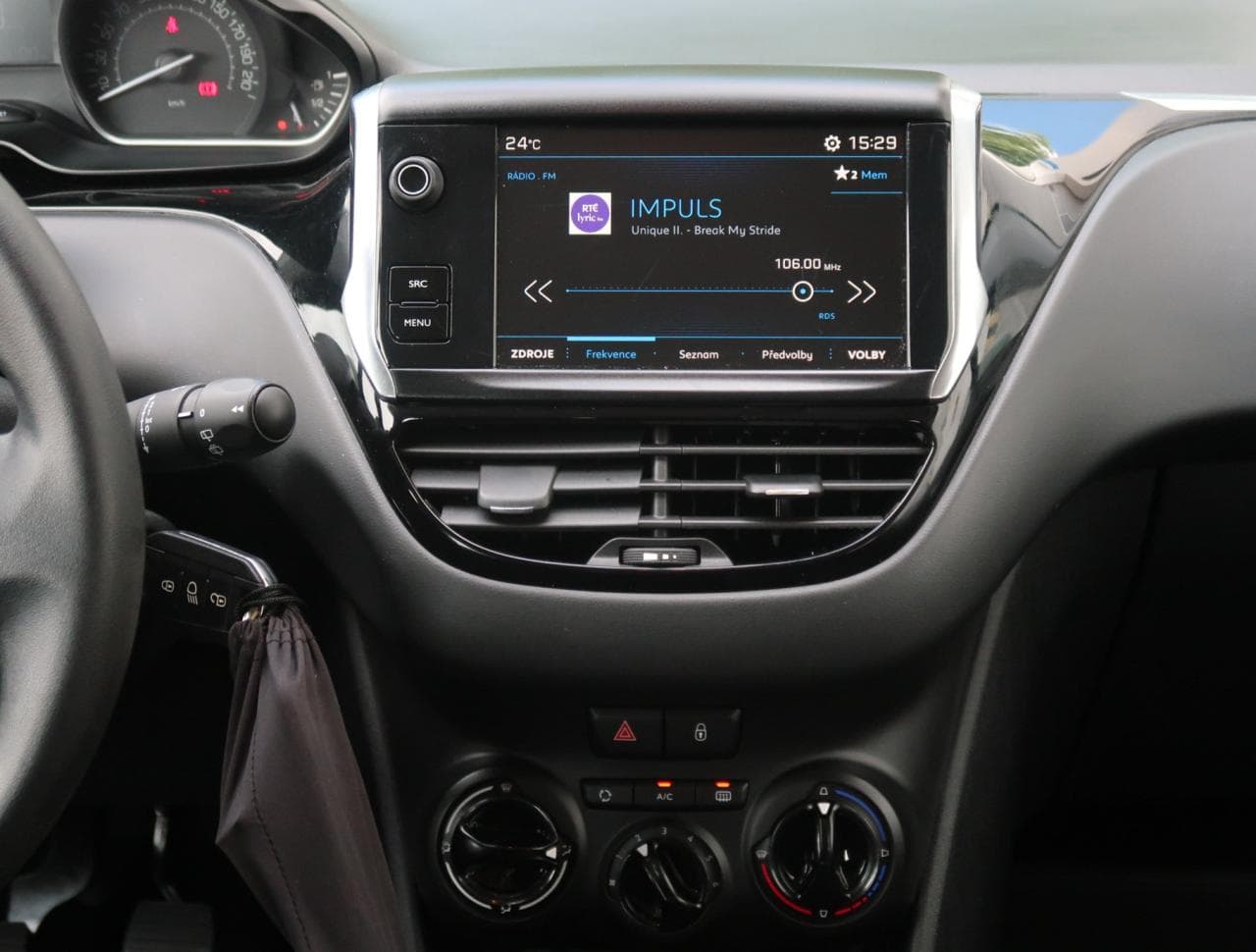 2017 Peugeot 208 - 18