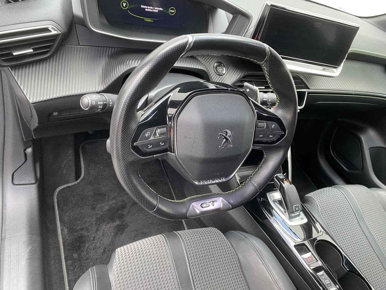 2021 Peugeot 208 - 22