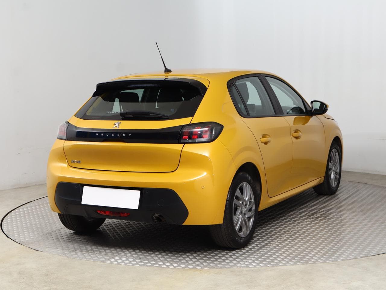 2020 Peugeot 208 - 7
