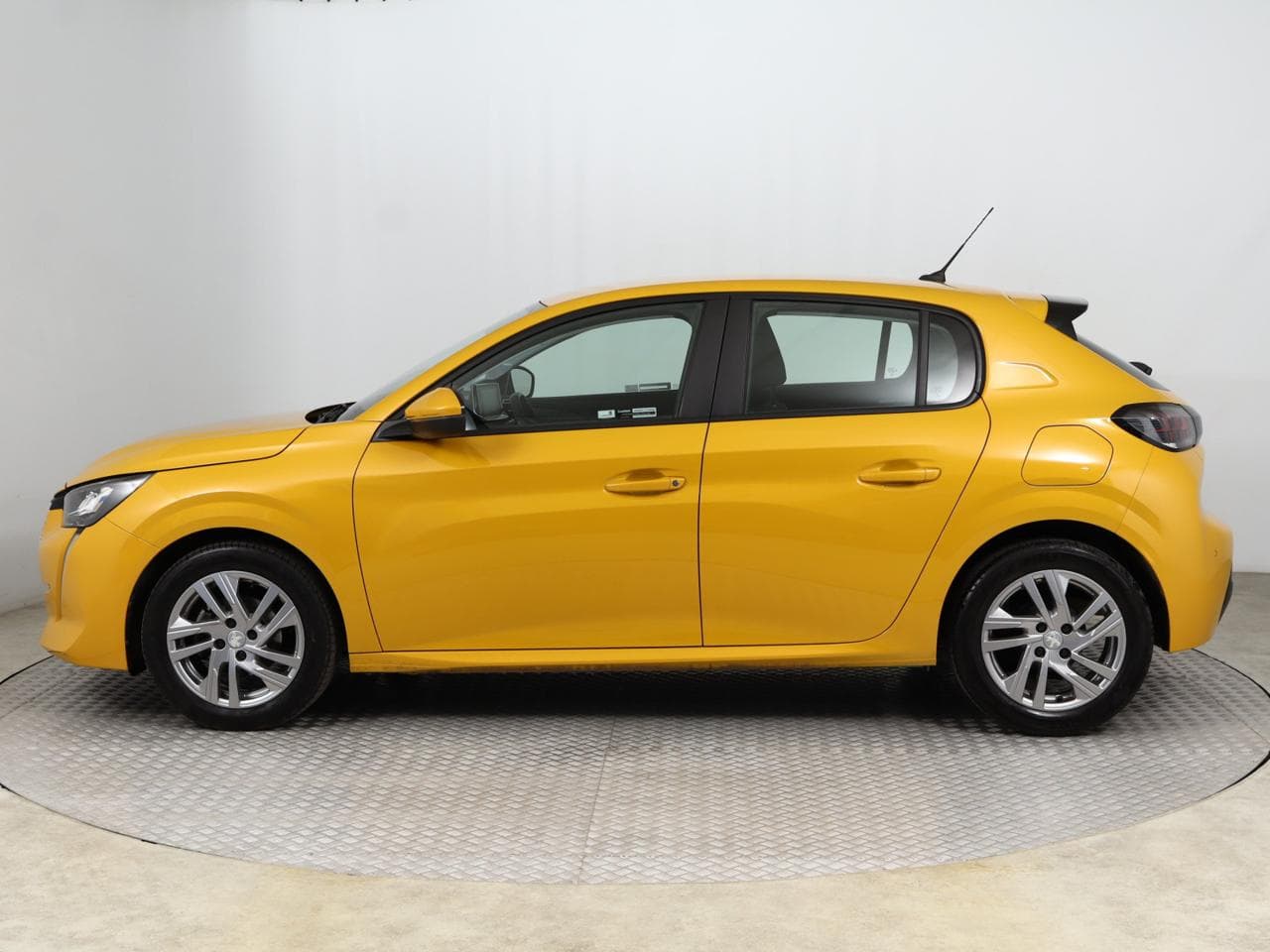 2020 Peugeot 208 - 4