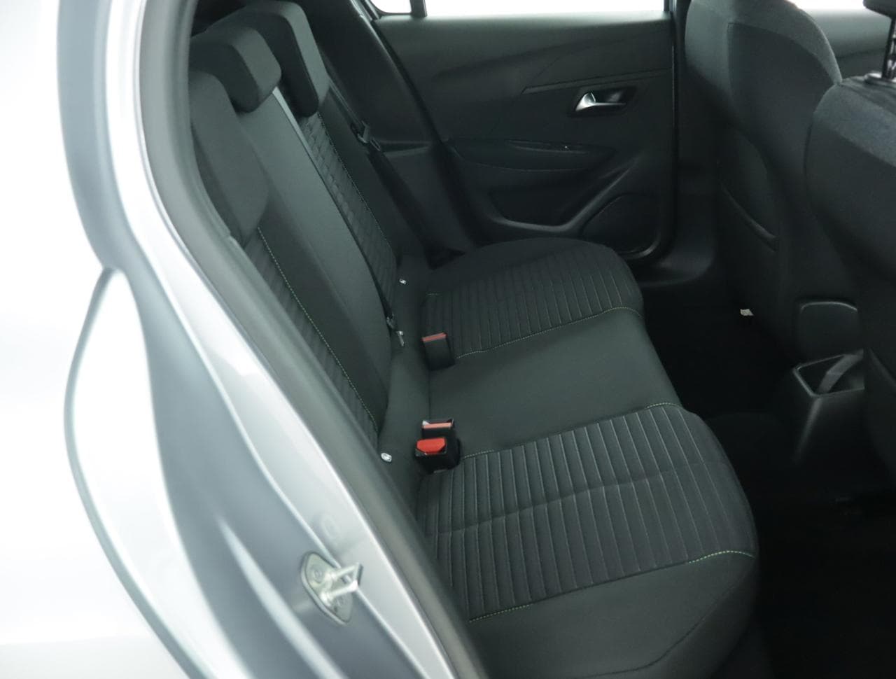 2024 Peugeot 208 - 23
