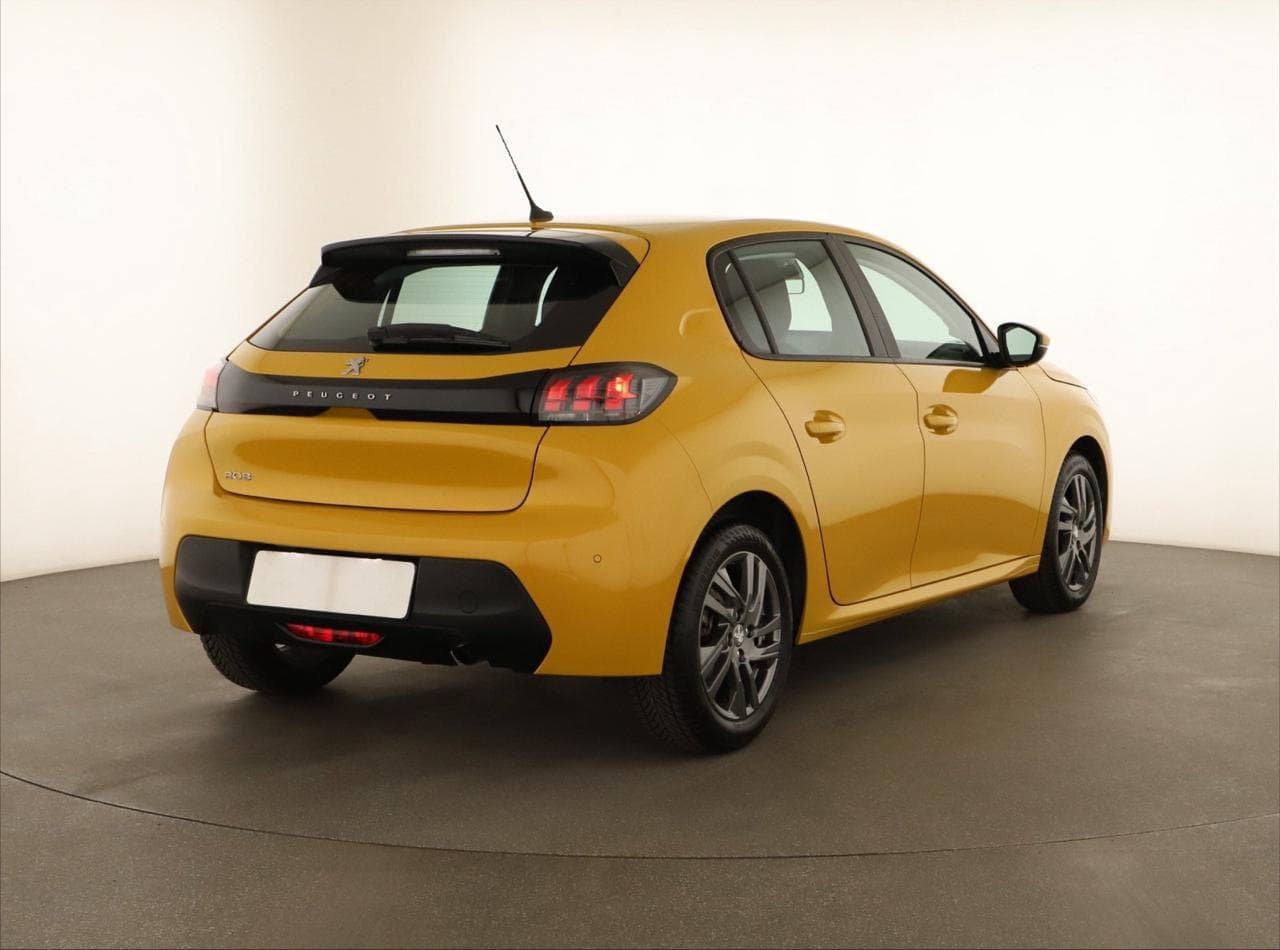2021 Peugeot 208 - 12