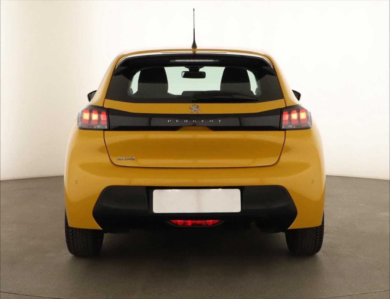 2021 Peugeot 208 - 10