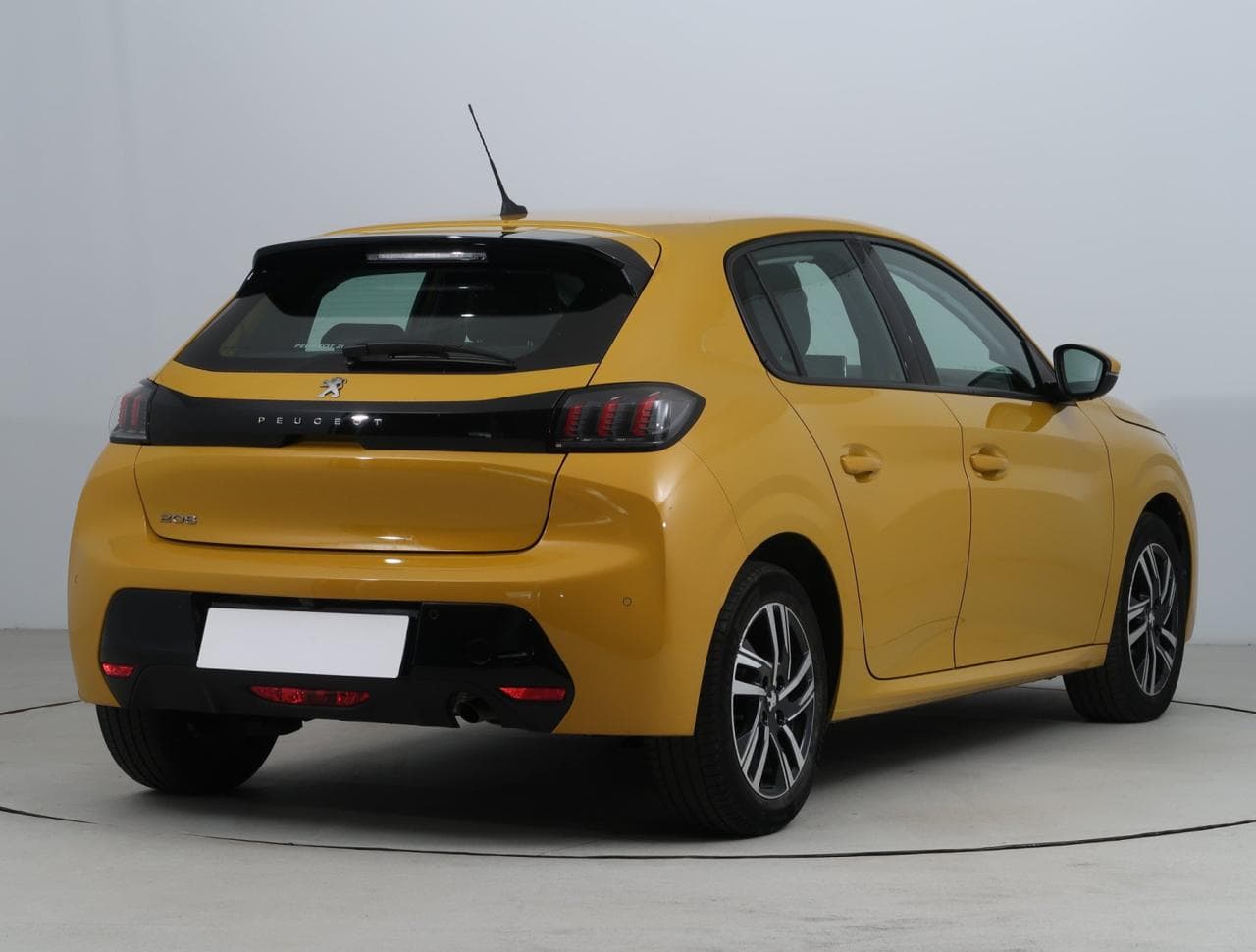 2020 Peugeot 208 - 10