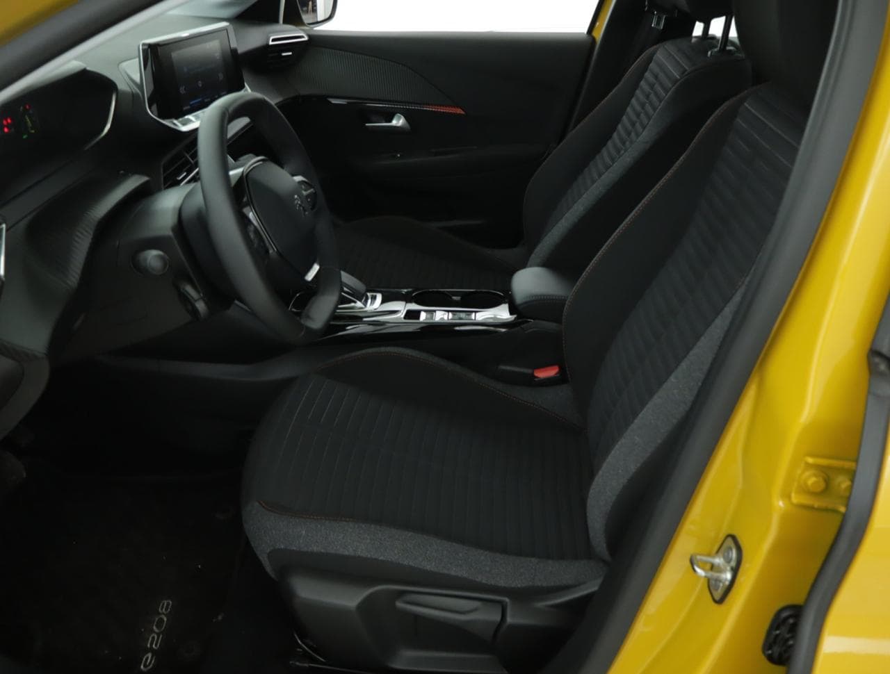 2021 Peugeot 208 - 16