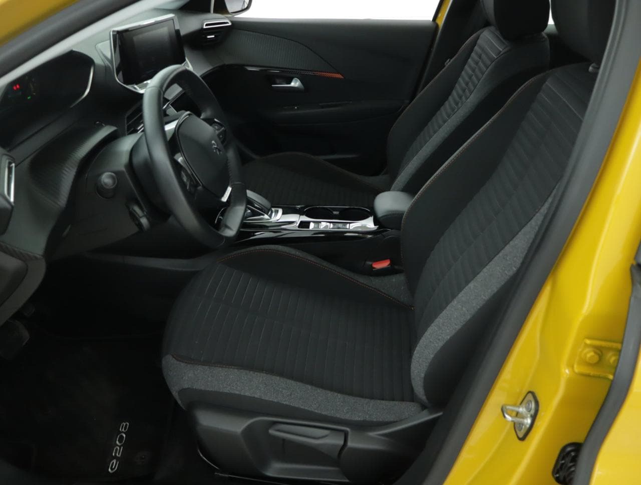 2021 Peugeot 208 - 16