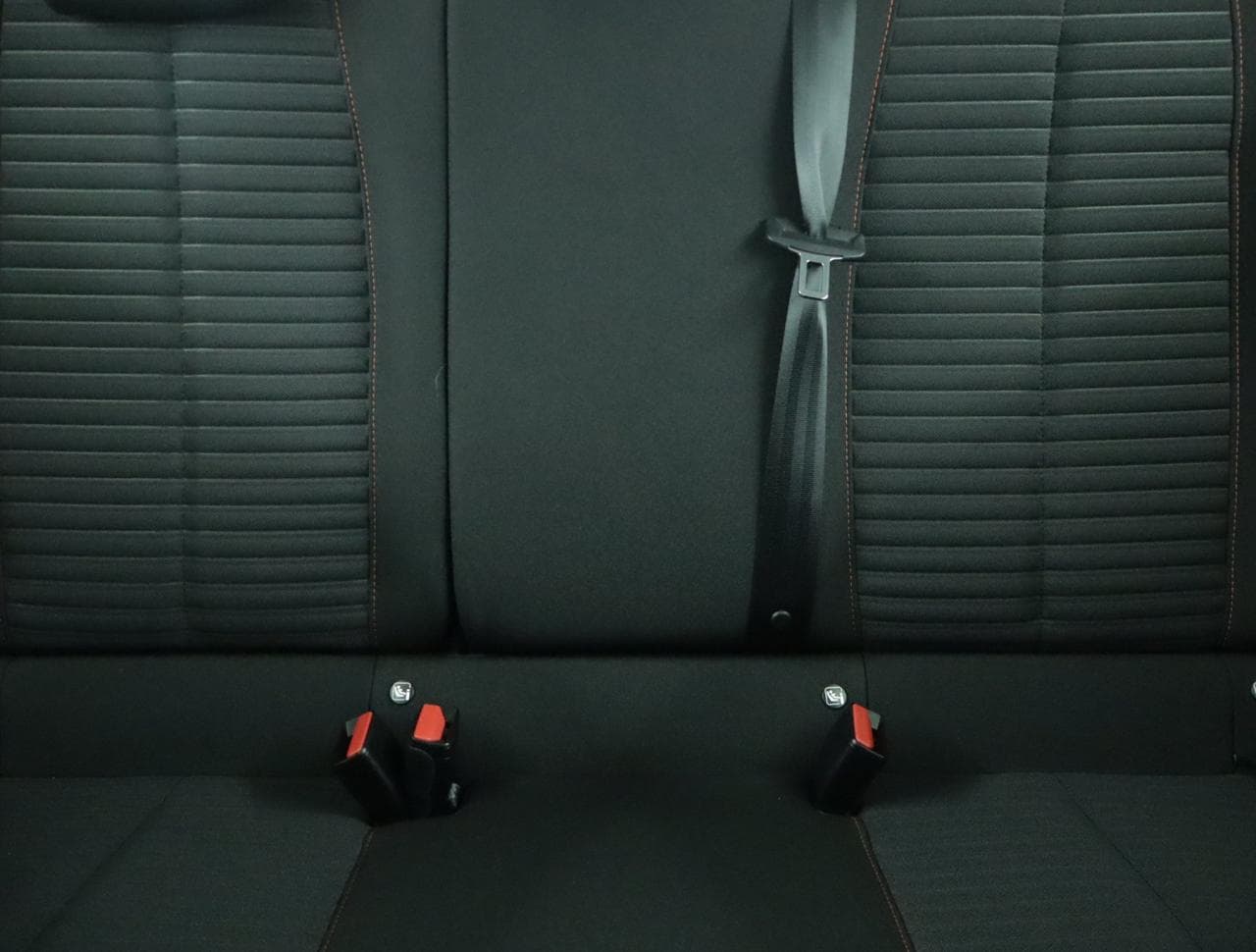 2021 Peugeot 208 - 14