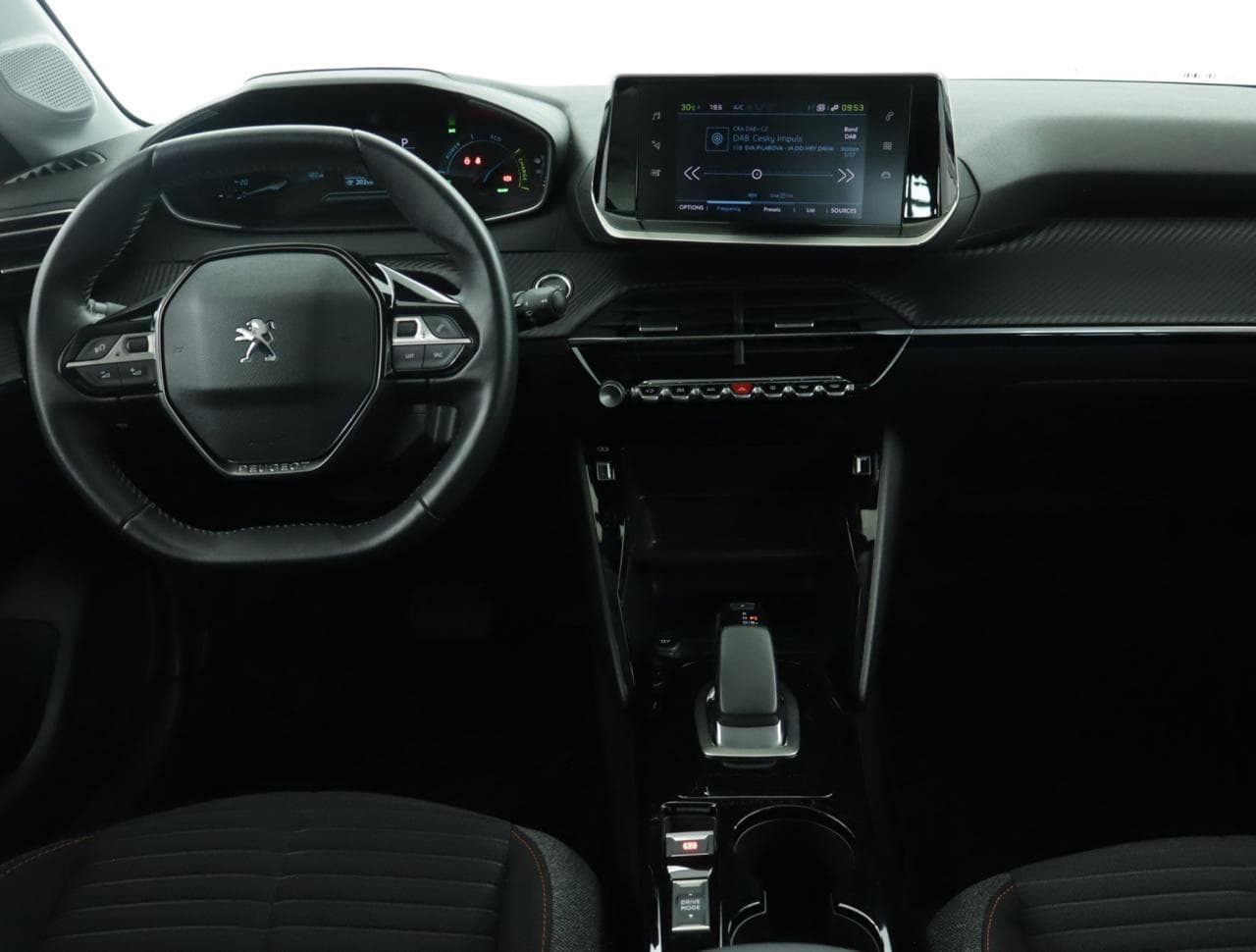 2021 Peugeot 208 - 10