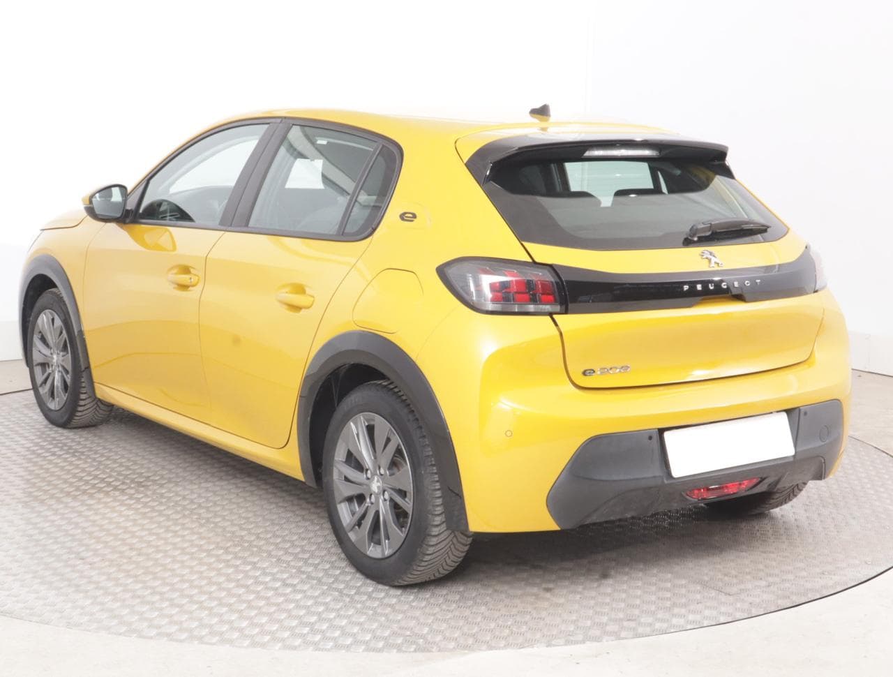 2021 Peugeot 208 - 5