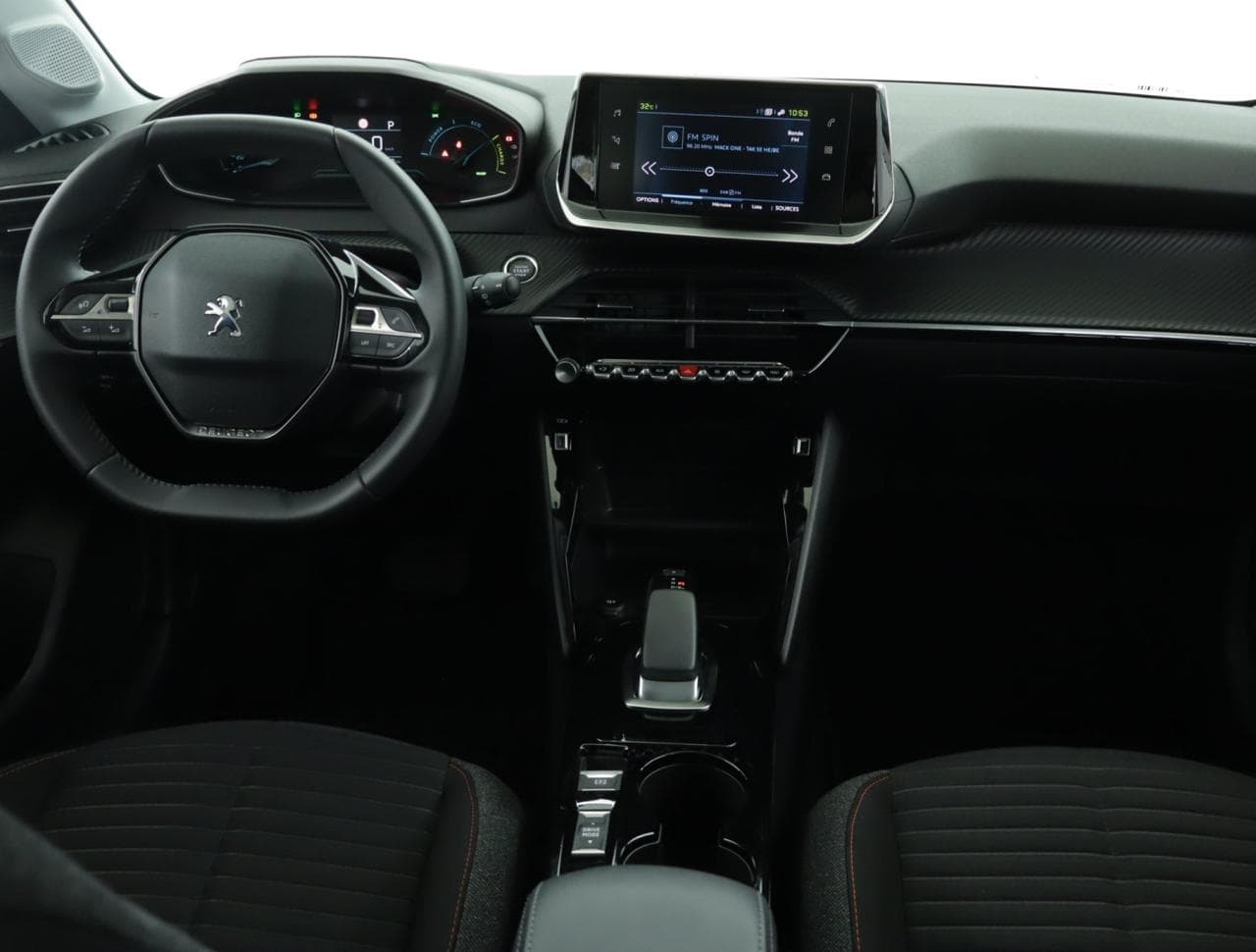 2021 Peugeot 208 - 10