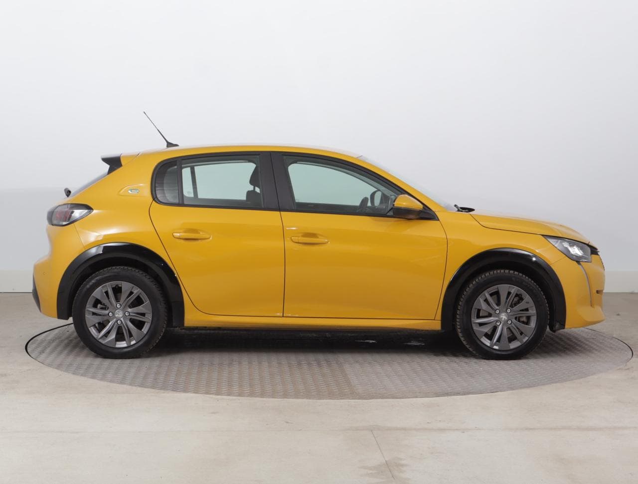 2021 Peugeot 208 - 8