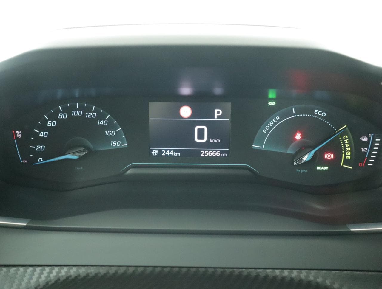 2021 Peugeot 208 - 17
