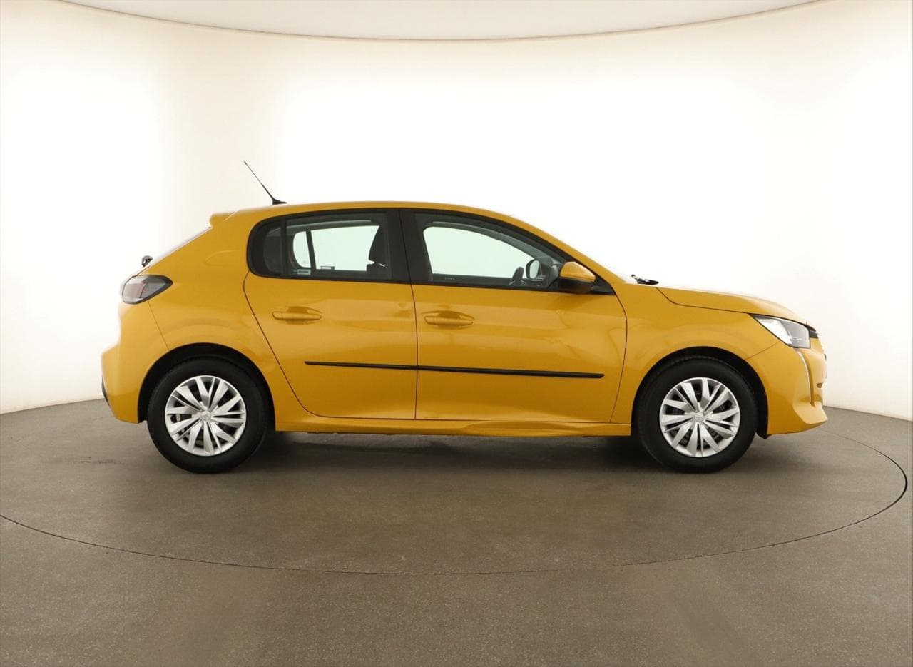 2021 Peugeot 208 - 8